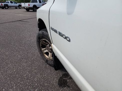 Used 2004 Dodge Ram 1500 Truck SLT w/ Trailer Tow Group AWD/4WD image 5