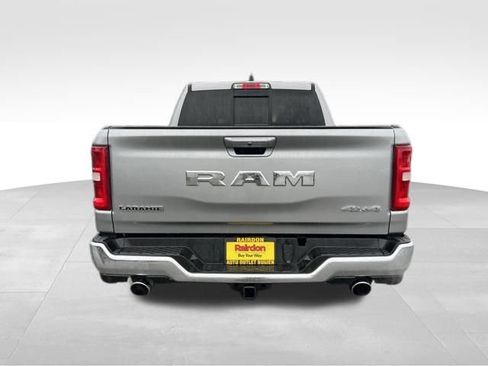Used 2025 RAM 1500 Laramie image 9