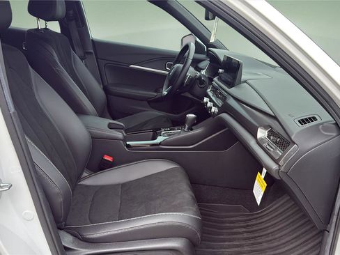 Certified 2025 Acura Integra A-Spec image 11