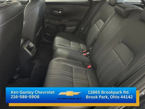 Used 2025 Honda HR-V EX-L image 17