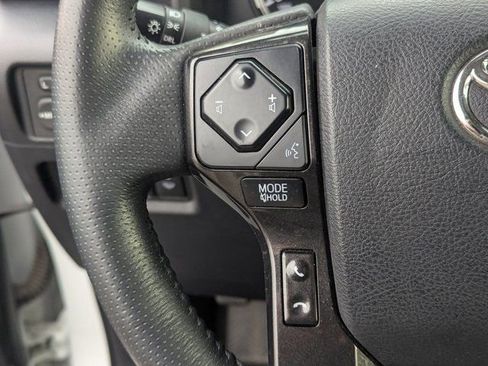 Used 2024 Toyota 4Runner TRD Off-Road image 20