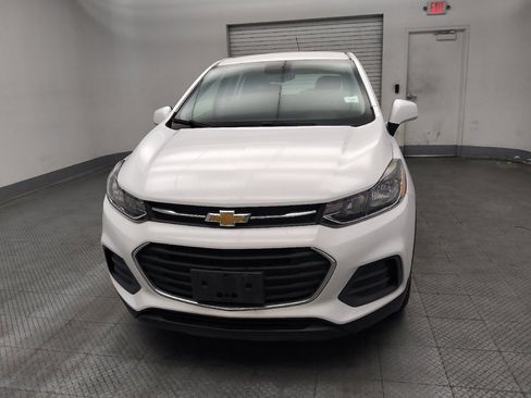 Used 2020 Chevrolet Trax LS FWD image 15