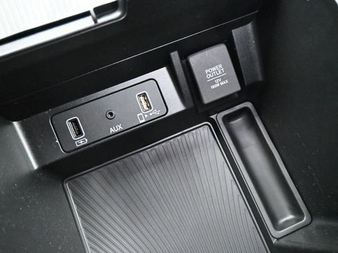 Used 2023 Acura TLX w/ Technology Package image 17