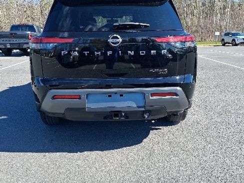 New 2026 Nissan Pathfinder Platinum AWD/4WD image 5