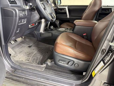 Used 2023 Toyota 4Runner Limited image 11