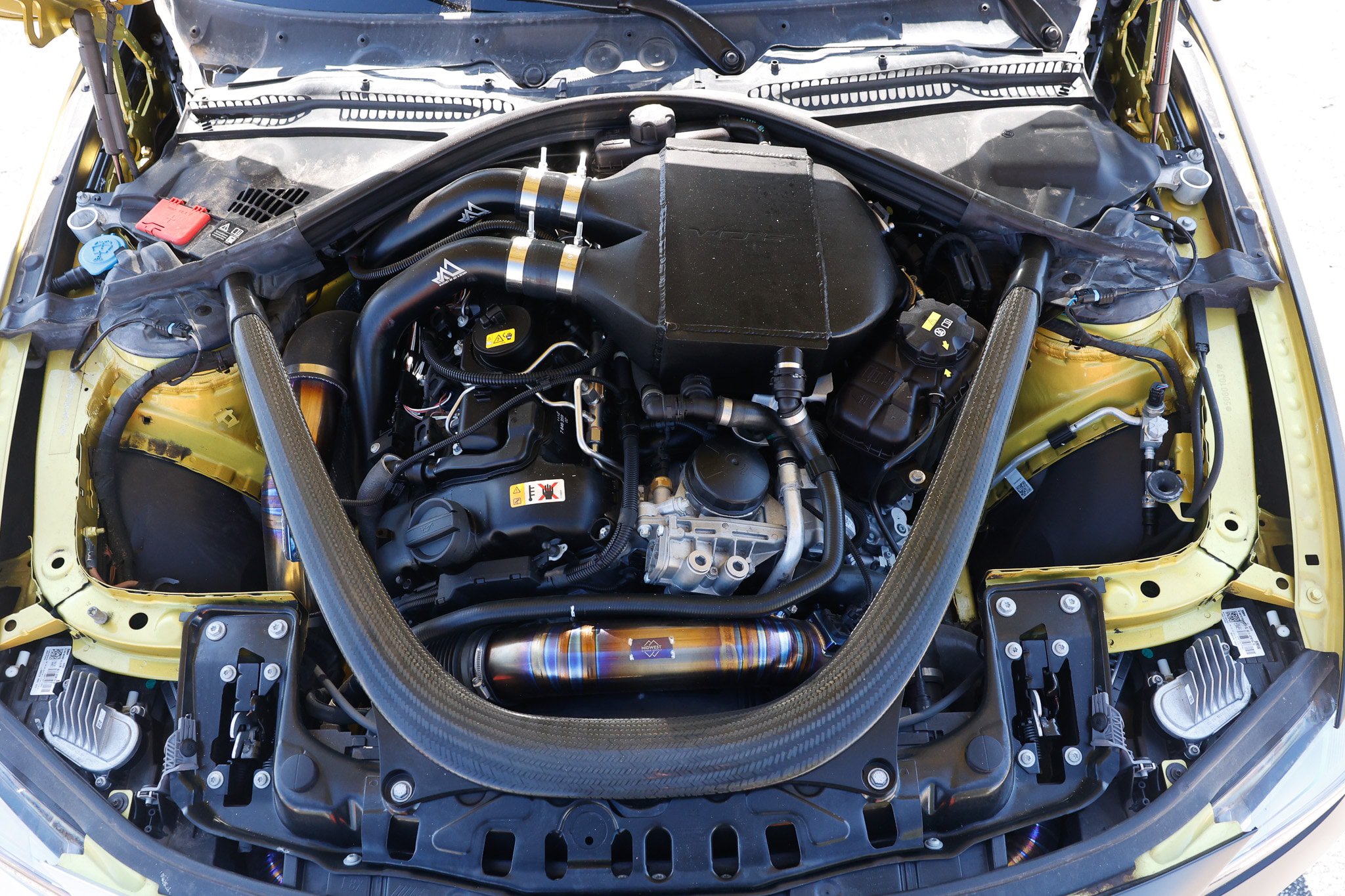 Used 2019 BMW M4 Coupe w/ Executive Package RWD image 24