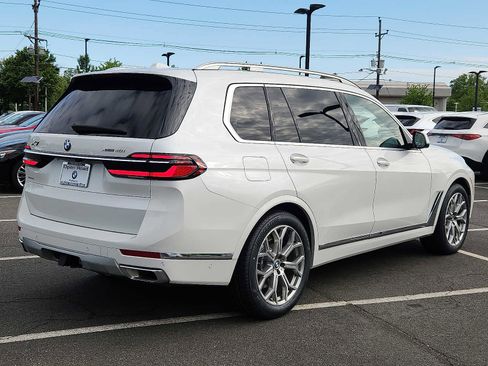 Certified 2024 BMW X7 xDrive40i AWD/4WD image 6