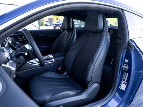 Used 2024 Mercedes-Benz CLE 300 4MATIC Coupe image 12