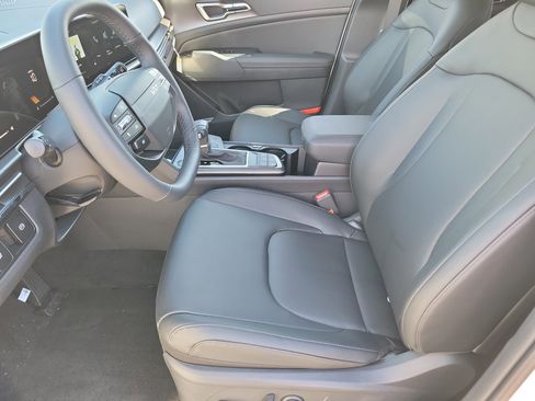 New 2026 Kia Sportage EX image 3