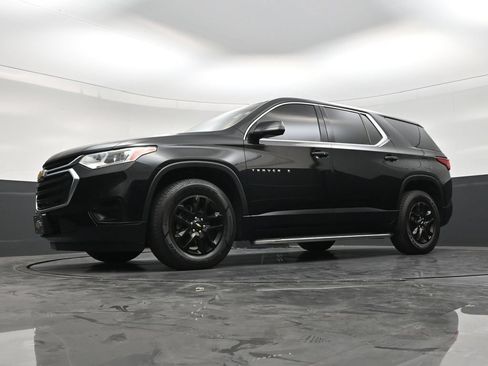 Used 2020 Chevrolet Traverse LS FWD image 21