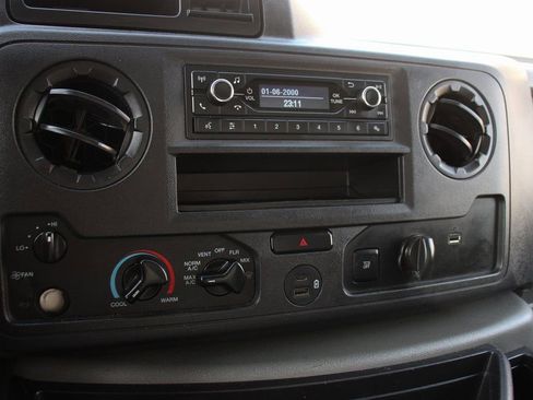 Used 2023 Ford E-450 and Econoline 450 Super Duty w/ Power Windows & Locks Group RWD image 30