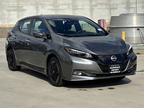 Used 2024 Nissan Leaf SV Plus image 2