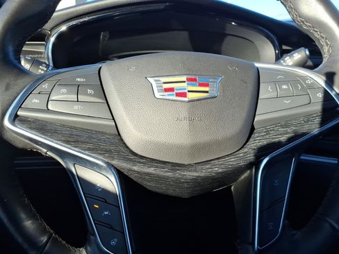 Certified 2024 Cadillac XT5 Premium Luxury w/ LPO, Floor Liner Package AWD/4WD image 24