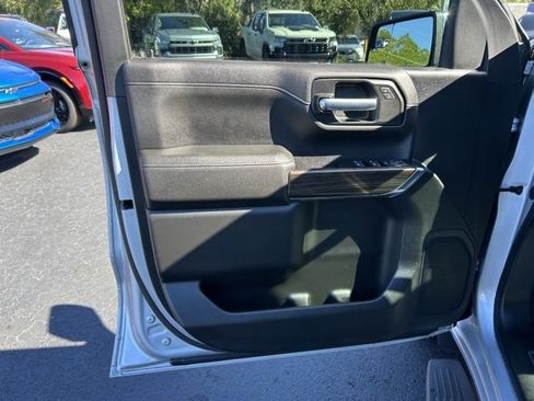 Used 2020 Chevrolet Silverado 1500 LT w/ All-Star Edition image 12