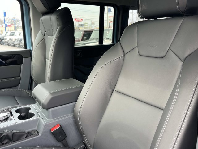 Used 2026 INEOS Grenadier Station Wagon AWD/4WD image 29