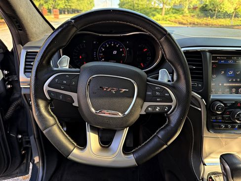Used 2017 Jeep Grand Cherokee SRT AWD/4WD image 12