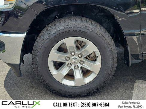 Used 2024 RAM 1500 Laramie AWD/4WD image 9