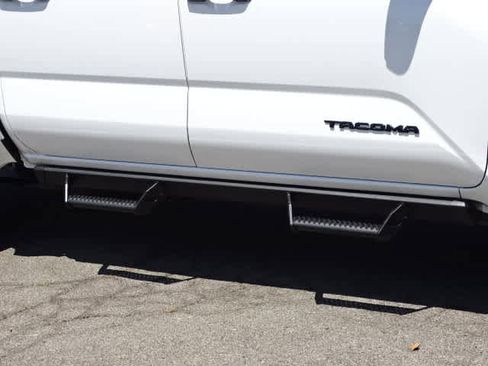Certified 2024 Toyota Tacoma TRD Sport w/ TRD Sport Upgrade Package AWD/4WD image 9