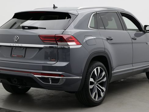 Used 2023 Volkswagen Atlas Cross Sport SEL Premium R-Line AWD/4WD image 7