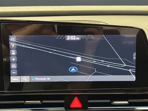 Used 2024 Hyundai Elantra SEL FWD image 14