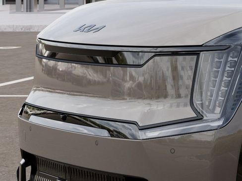 New 2026 Kia EV9 Land w/ Nightfall Edition Package image 12