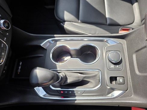 Used 2021 Chevrolet Traverse High Country FWD image 7