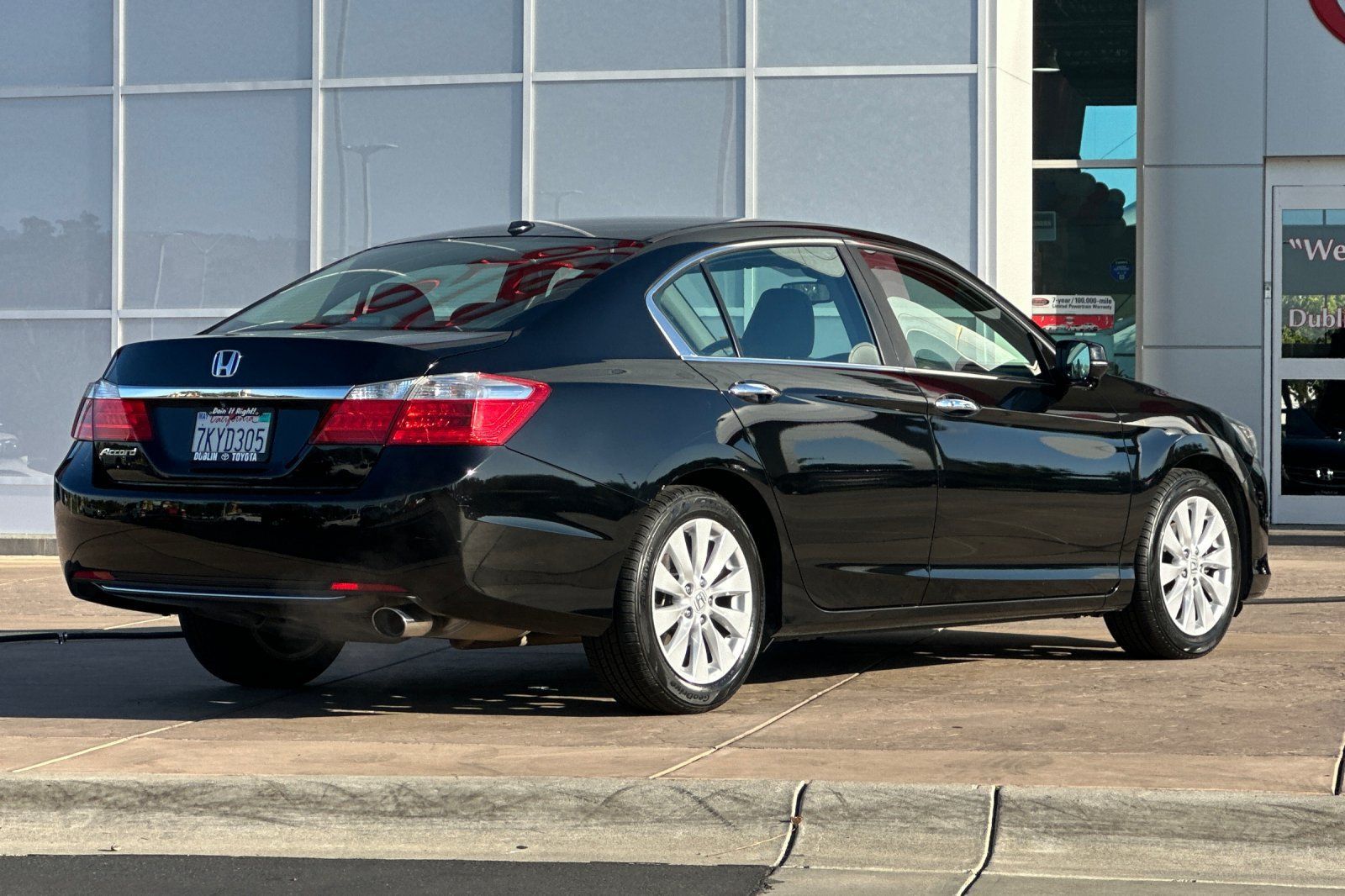 Used 2015 Honda Accord EX-L image 4