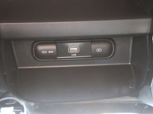 Certified 2023 Kia Seltos S w/ Navigation Package FWD image 35