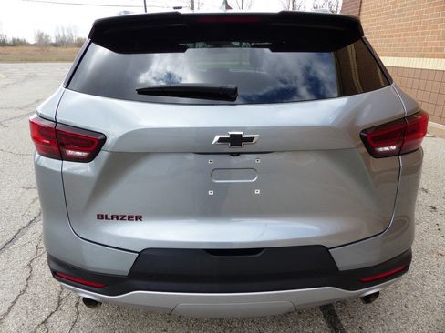 Used 2025 Chevrolet Blazer LT w/ Redline Edition image 7
