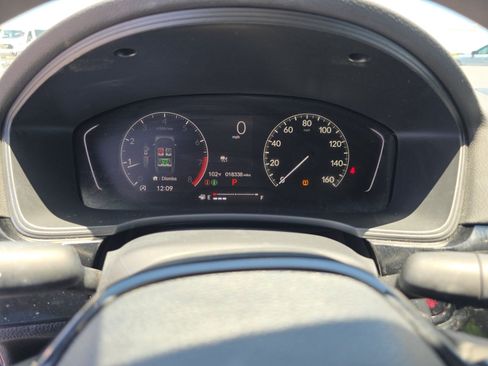 Used 2023 Honda Civic LX image 7