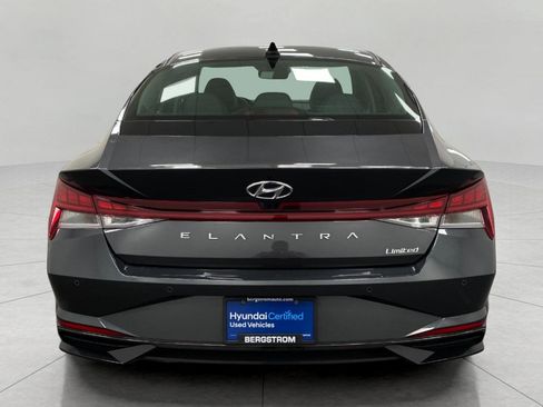 Certified 2023 Hyundai Elantra Limited FWD image 4