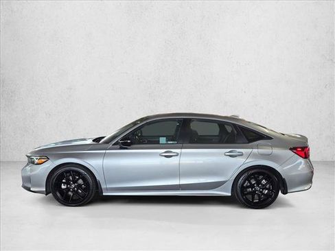 Used 2025 Honda Civic Sport Touring image 9