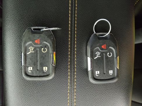 Used 2022 GMC Terrain AT4 w/ Infotainment Package II image 32