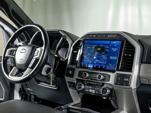 Used 2022 Ford F250 Lariat w/ Lariat Value Package image 23