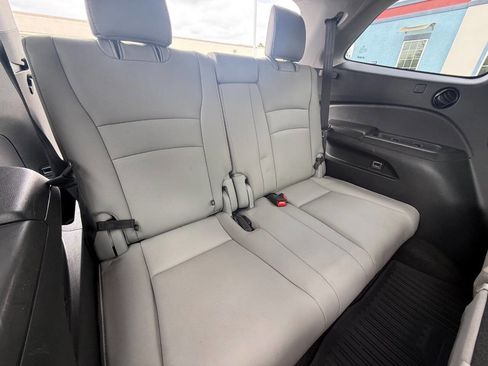 Used 2017 Honda Pilot EX-L image 28