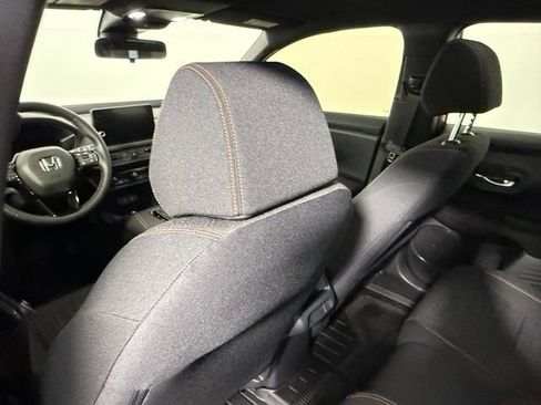 Used 2026 Honda HR-V Sport image 36