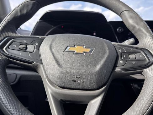 Used 2025 Chevrolet TrailBlazer LT w/ Driver Confidence Package AWD/4WD image 26