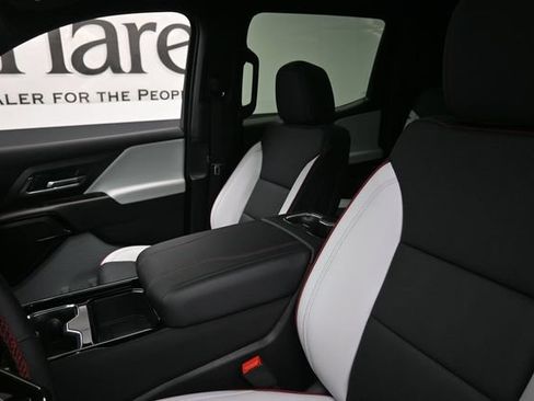 Used 2025 Chevrolet Silverado EV RST AWD/4WD image 12