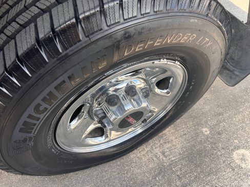 Used 2001 GMC Sierra 2500 4x4 Extended Cab w/ Convenience Plus Group image 18