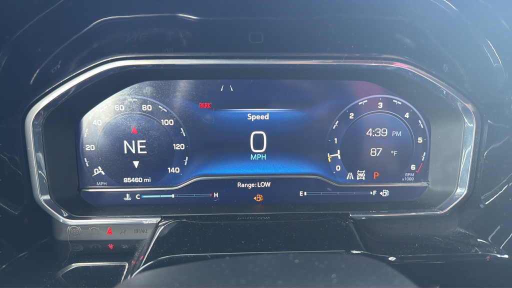 Used 2024 Chevrolet Silverado 1500 LTZ AWD/4WD image 10