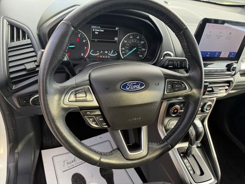 Used 2020 Ford EcoSport SE w/ SE Convenience Package image 18