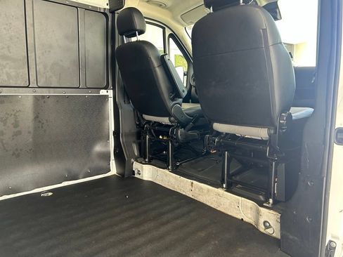 Used 2025 RAM ProMaster 2500 w/ Convenience Group FWD image 27