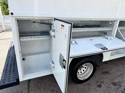 Used 2020 Ford Transit 350 w/ Interior Upgrade Package RWD image 35