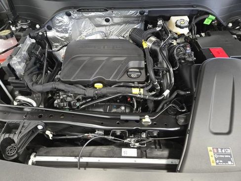 New 2026 Chevrolet Trax RS w/ Sunroof Package FWD image 11