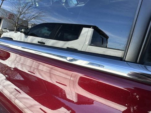 Used 2022 Toyota Highlander XLE image 16