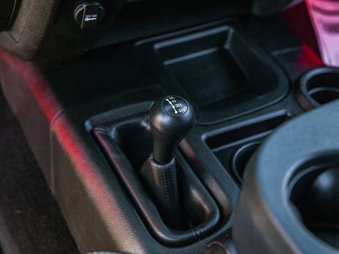 Used 2018 RAM 2500 Power Wagon w/ Leather & Luxury Group image 18