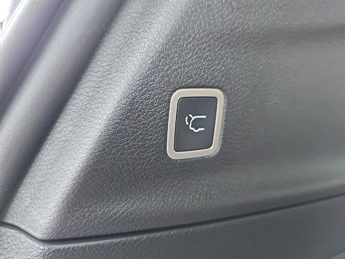 New 2026 Chrysler Pacifica Pinnacle image 75