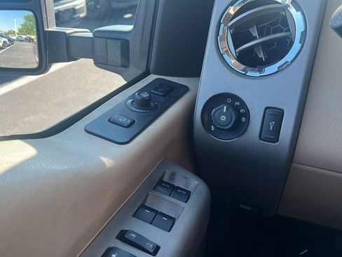 Used 2016 Ford F250 Lariat w/ Chrome Package AWD/4WD image 21