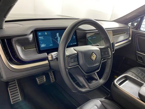 Used 2024 Rivian R1S Adventure image 4