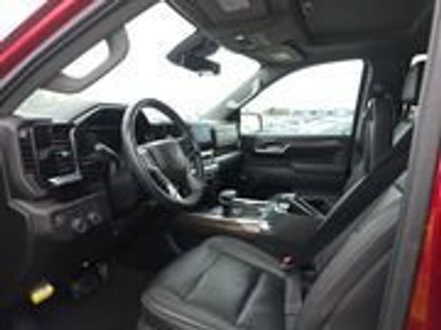 Used 2023 Chevrolet Silverado 1500 RST image 3
